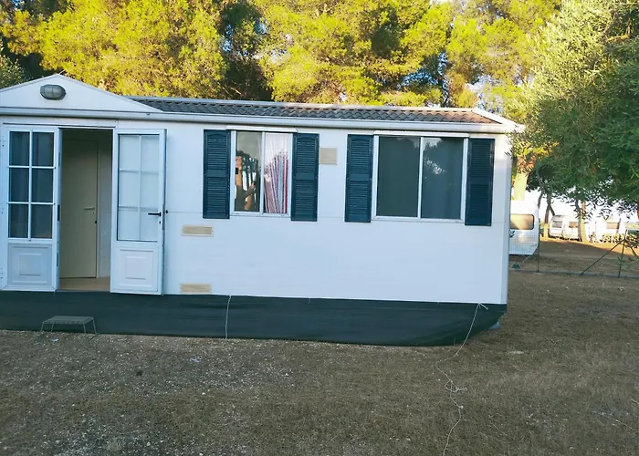 Masseria Monticchio Campsite San Crispieri